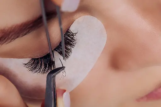 Mantenimiento Extensiones de Pestañas (Pelo a Pelo)