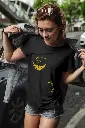 Polera We're all mad here