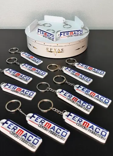 Llaveros Personalizados (3 Colores)